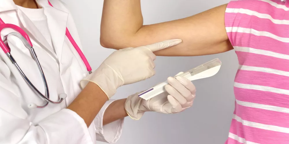 غرسة منع الحمل