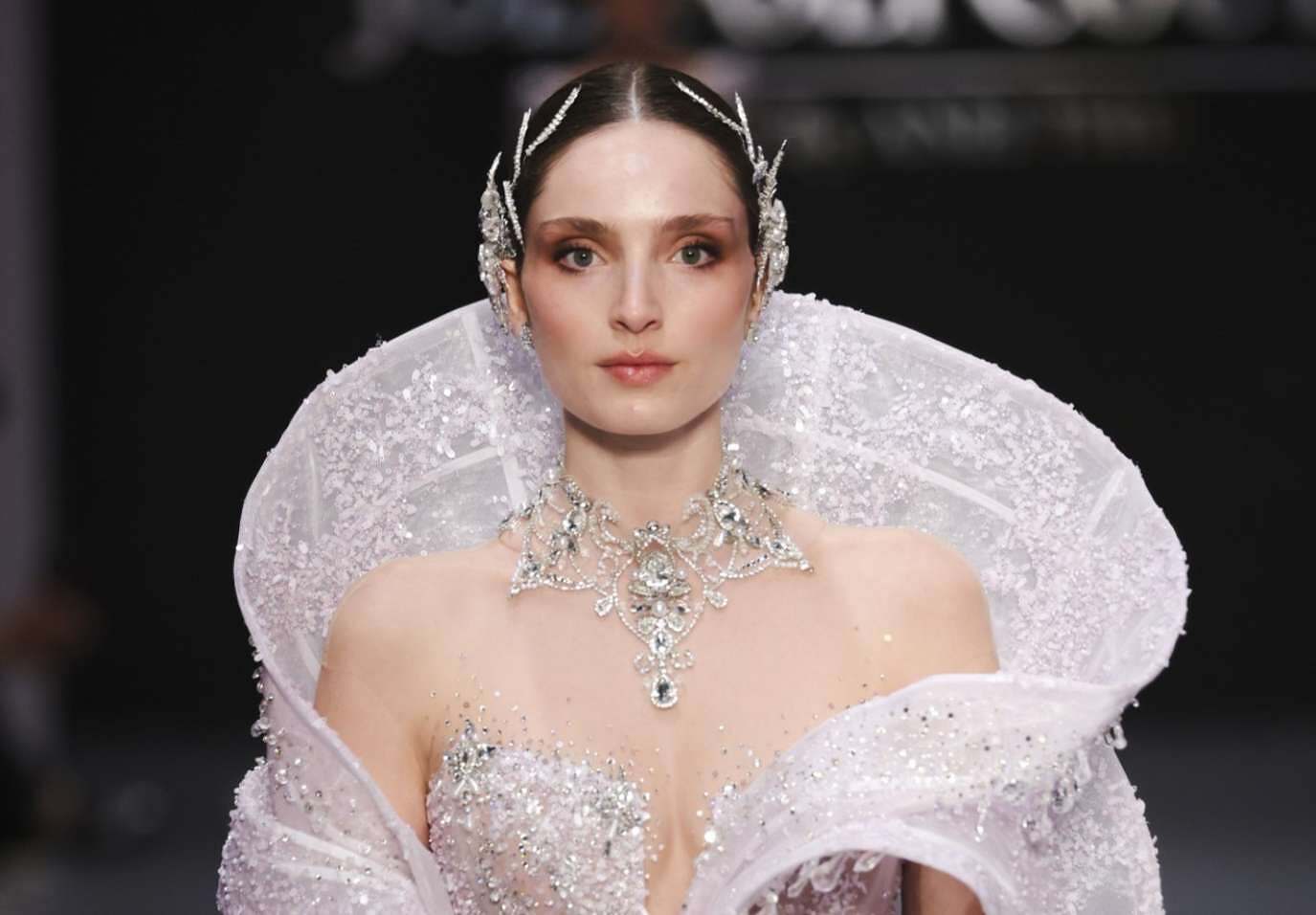 اكسسوارات شعر عروس 2025
