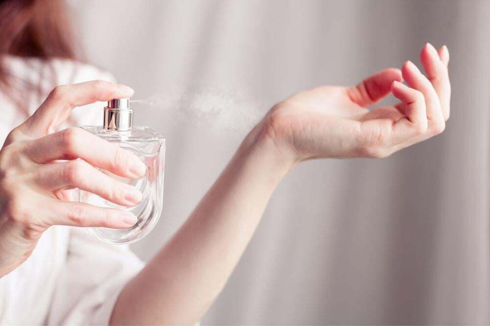 ثبات العطر (1)