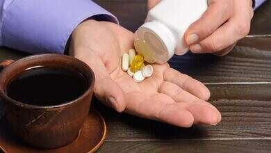 الادوية والقهوة