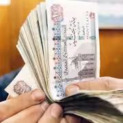 استقرار حذر للجنيه المصري.. سعر الدولار والريال السعودي أمام الجنيه اليوم الخميس بالبنوك