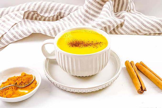 حليب القمر النوم العميق مشروبات طبيعية