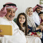 بأمر ملكي استثنائي.. السعودية تُعفي 3 جنسيات من رسوم المرافقين