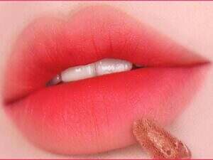 أحمر الشفاه الكوري… سر الجمال الطبيعي وإطلالة مشرقة تدوم طوال اليوم