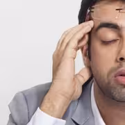 لماذا يشعر البعض بالتعب رغم النوم الكافي؟ خبراء يفسرون الأسباب