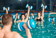 خسارة الوزن الرياضة الهوائية الرياضة المائية