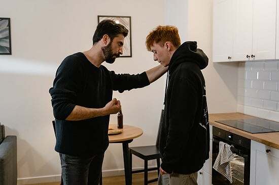 -جحود-الابناء