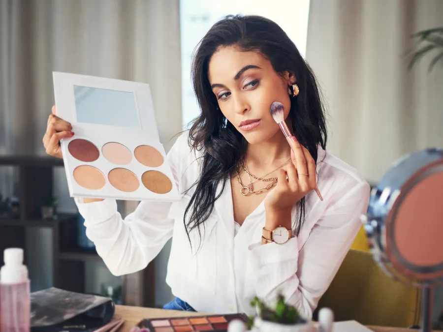 مكياج يعكس شخصيتك