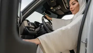 سيارات نسائية في الخليج