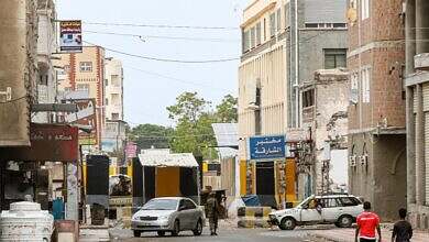 نفطة تفتيش للانتقالي بعدن