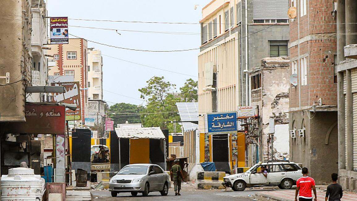 نفطة تفتيش للانتقالي بعدن