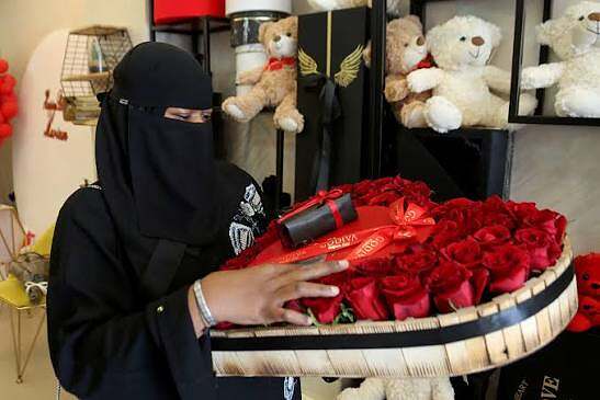 هدايا عيد الحب في السعودية