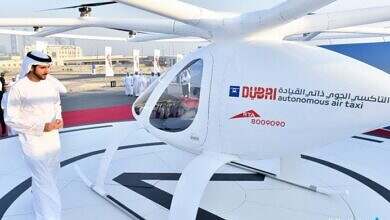 تاكسي دبي الطائر