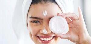 العناية بالبشرة