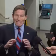 حرب برية وسيناتور أمريكي يكشف خطوة مرعبة تنتظر إيران