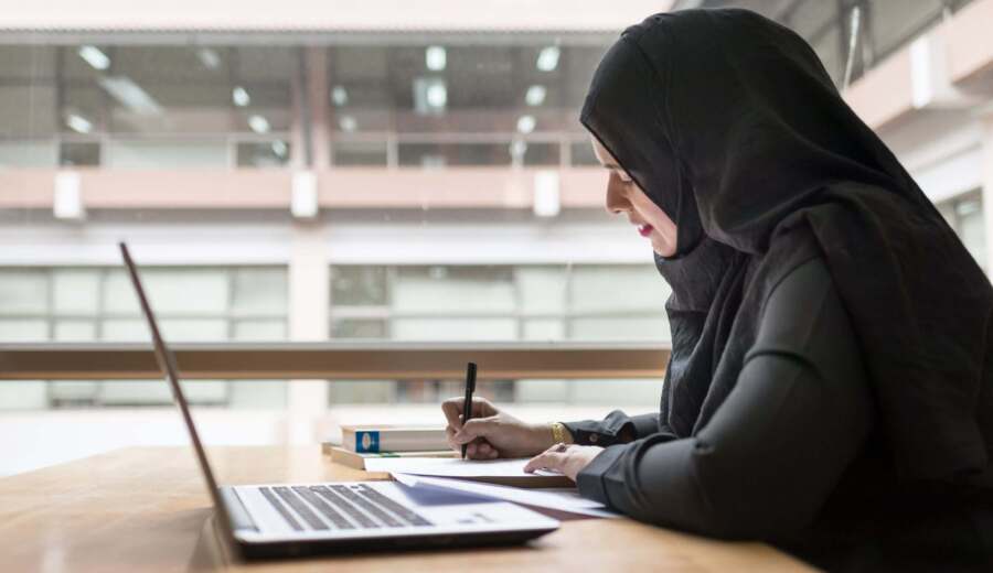 المرأة العاملة