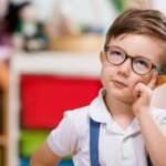 كيف تكتشفين عبقرية طفلك المختبئة وتحولين منزلك إلى مصنع للمبدعين؟