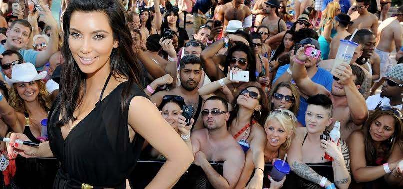 صناعة المشاهير